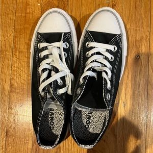 Converse Black & Polka Dot Sneakers